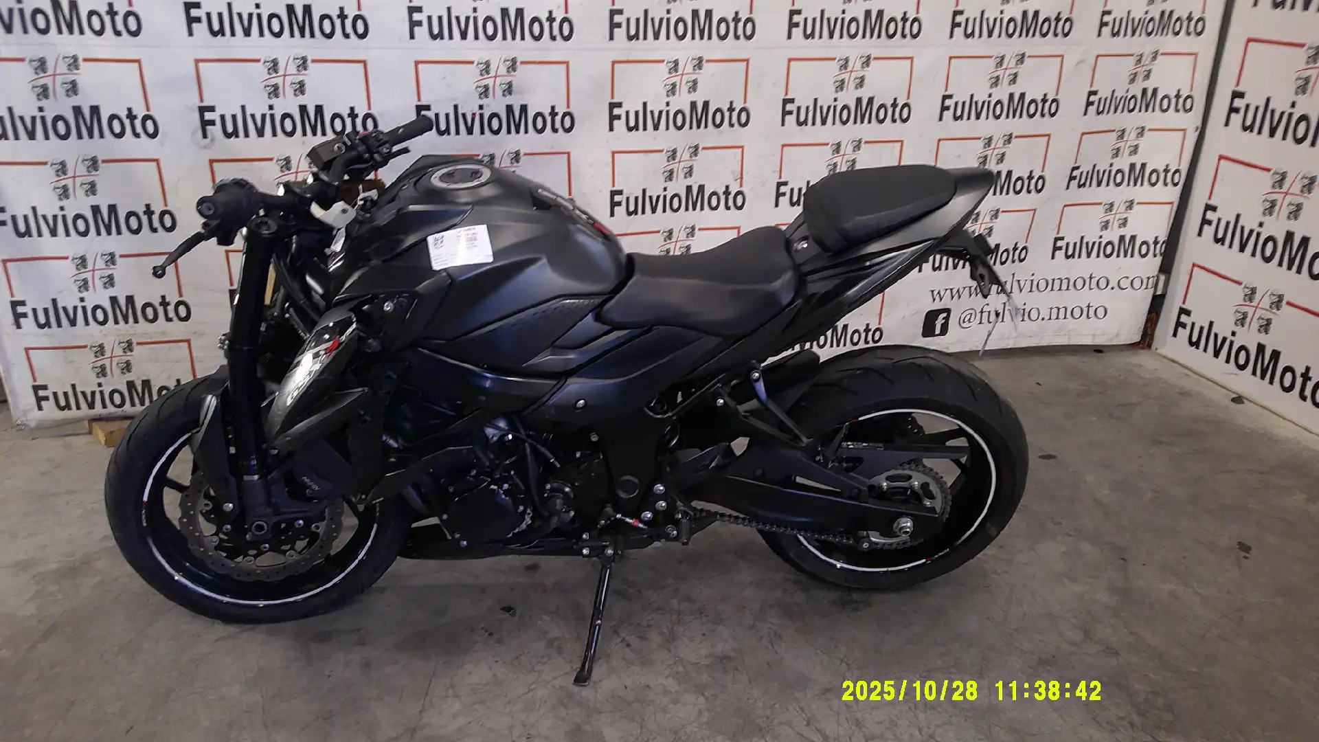 Suzuki GSX-S 750 - 2