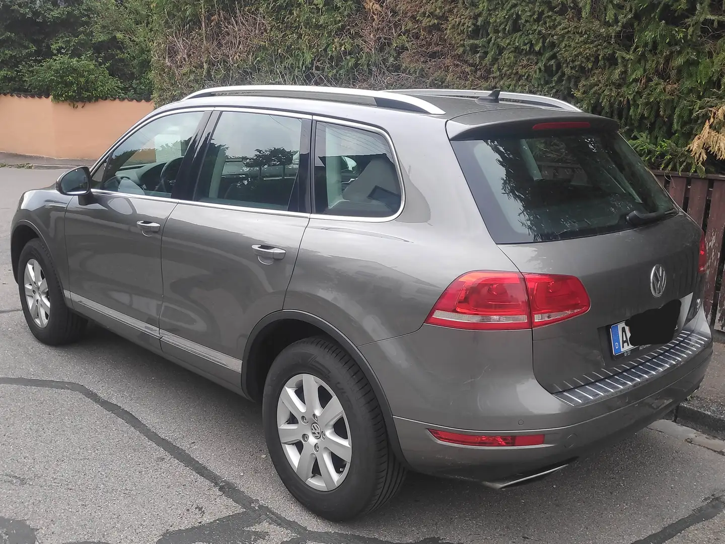 Volkswagen Touareg Touareg 3.0 V6 TDI Blue Motion DPF Automatik Exclu Grau - 2
