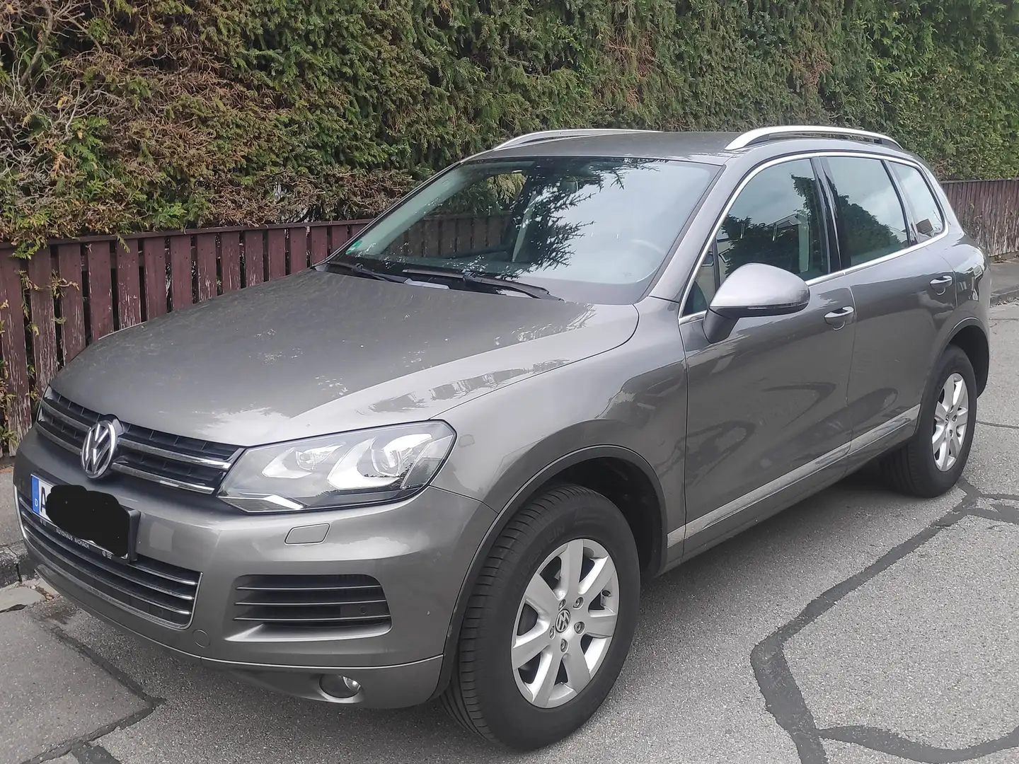 Volkswagen Touareg Touareg 3.0 V6 TDI Blue Motion DPF Automatik Exclu Grau - 1