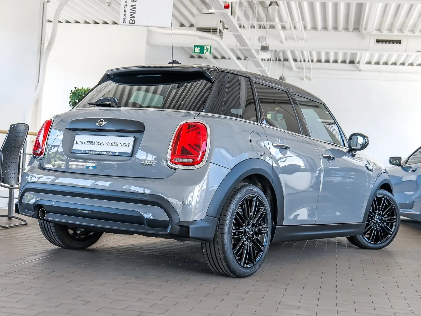 MINI One Classic Trim Navi LED 17Zoll AppleCP Gris - 2