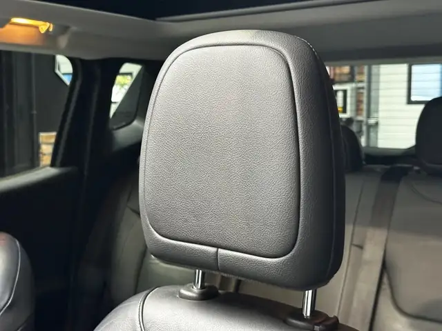 Jeep Renegade view 27