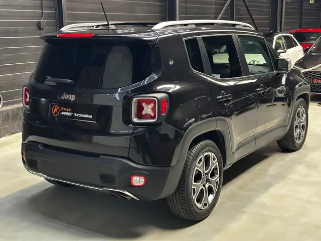 Jeep Renegade view 4