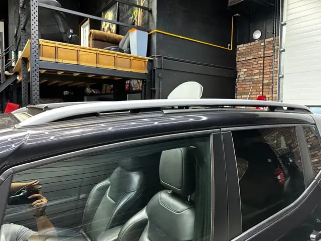 Jeep Renegade view 30