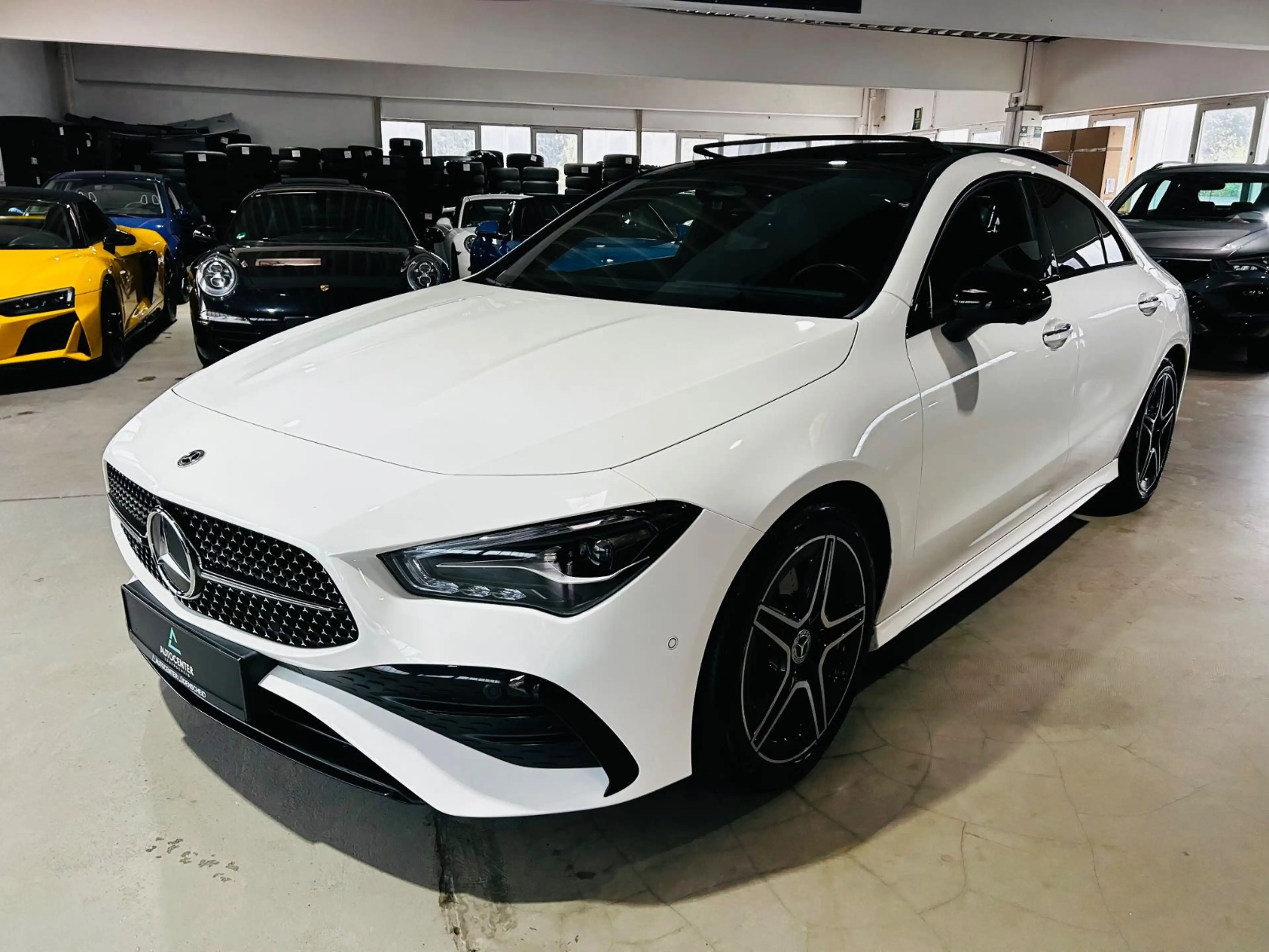 Mercedes-Benz CLA 220 d AMG Paket *Led*Pano*Alcantara*360° — photo 2