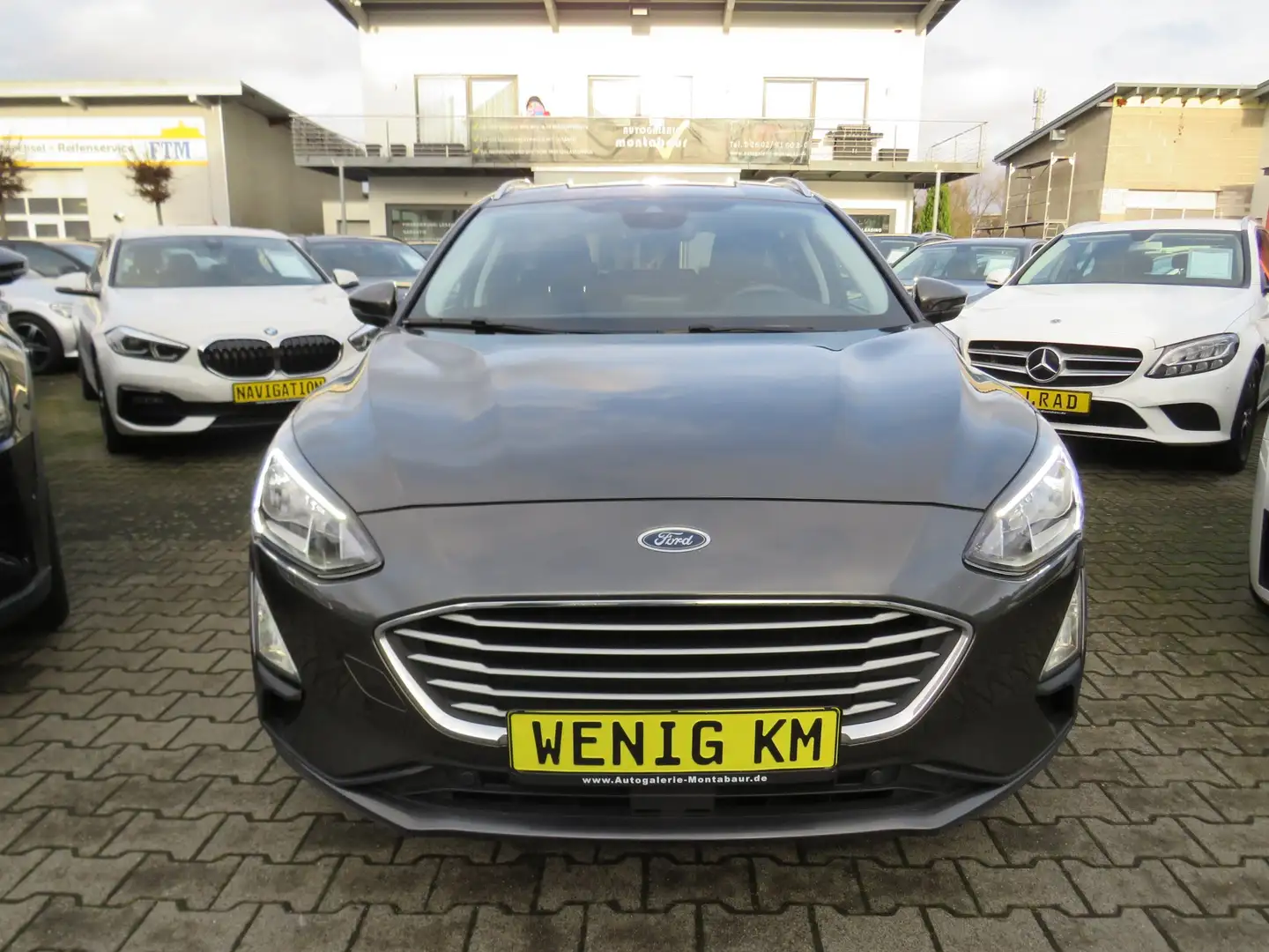 Ford Focus Turnier 1.5TDCI Cool *1.HAND *KLIMA *NAVI *PDC Grau - 2