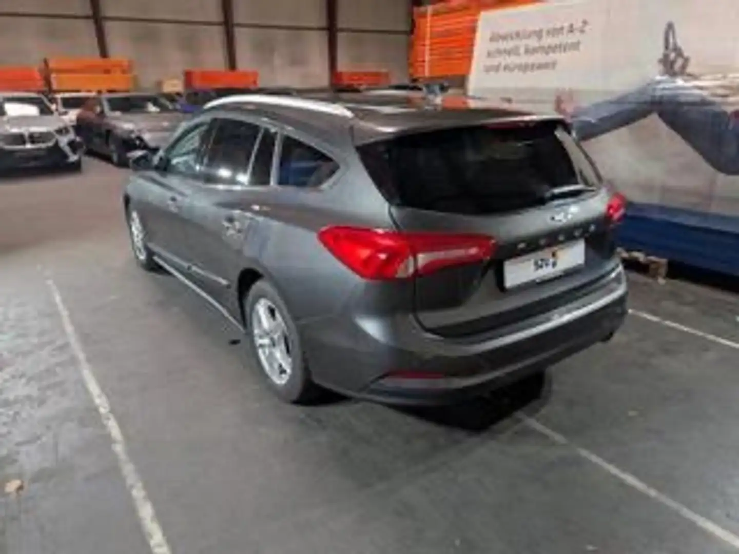 Ford Focus Turnier 1.5TDCI Cool *1.HAND *KLIMA *NAVI *PDC Gris - 1