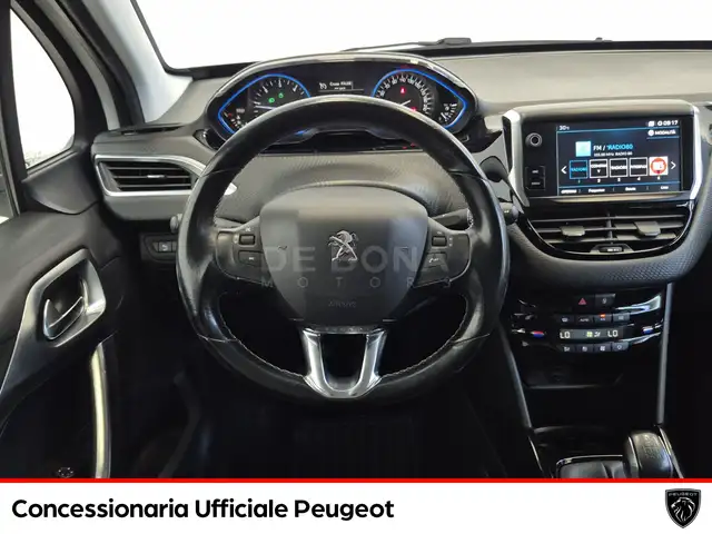 Peugeot 2008 view 10