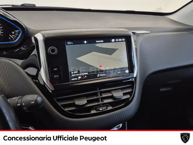 Peugeot 2008 view 13