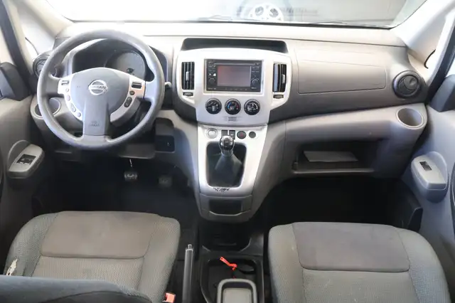 Nissan Evalia view 7