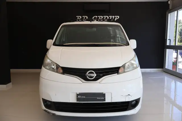 Nissan Evalia view 2