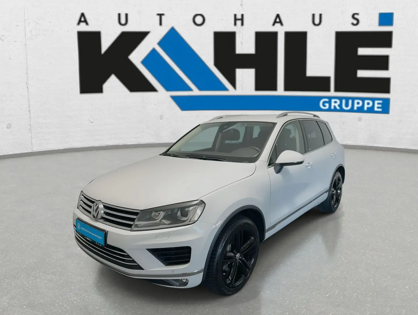 Volkswagen Touareg V6 TDI 4Motion Executive Edition Alb - 1