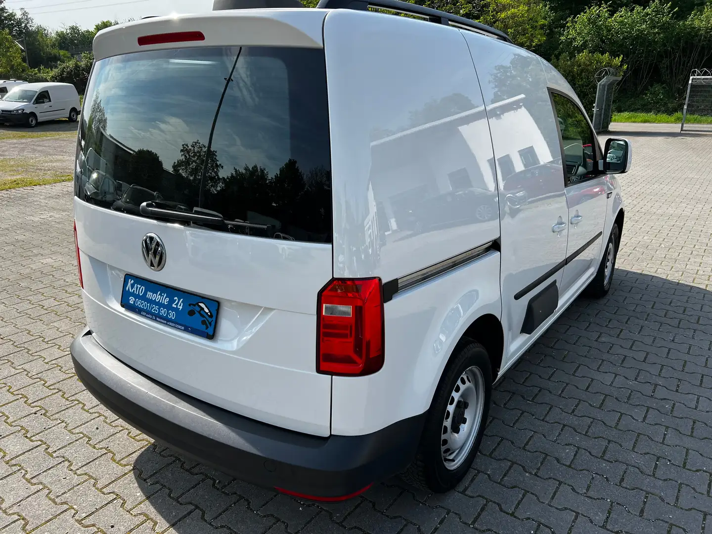 Volkswagen Caddy Kasten 2.0 TDI Sortimo Werkstatteinbau EU6 GRA SHZ Weiß - 2