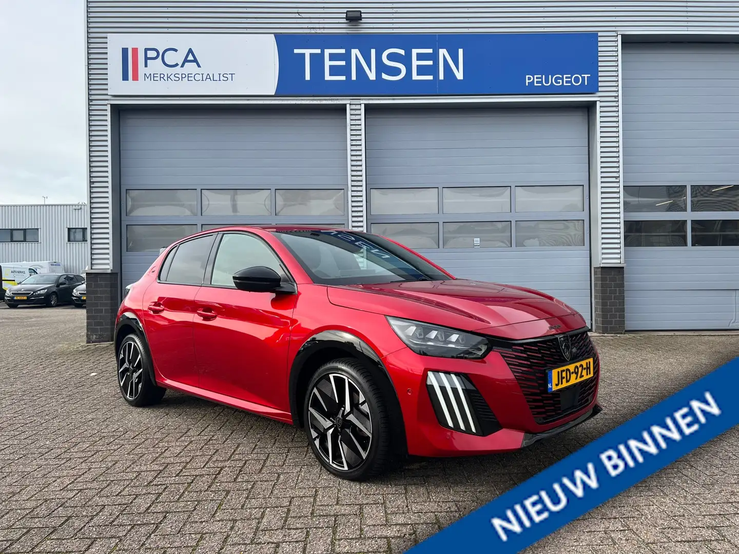 Peugeot 208 Hybrid 145 e-DCS6 GT | Half leer | Navigatie | Ada Rood - 1