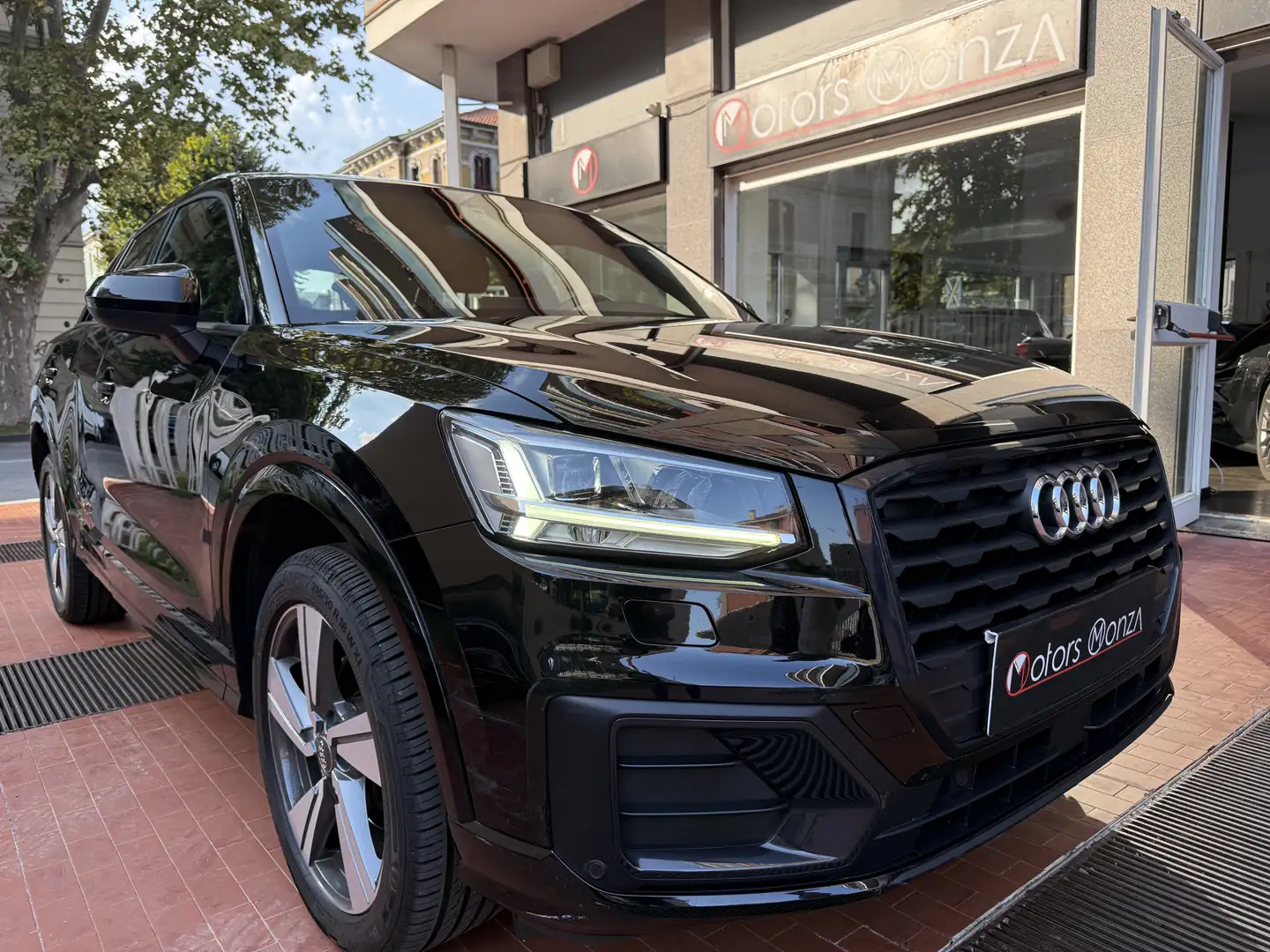 Audi Q2 Q2 30 TDI 1.6 tdi s-tronic Identity Black  IVA Esp Schwarz - 1
