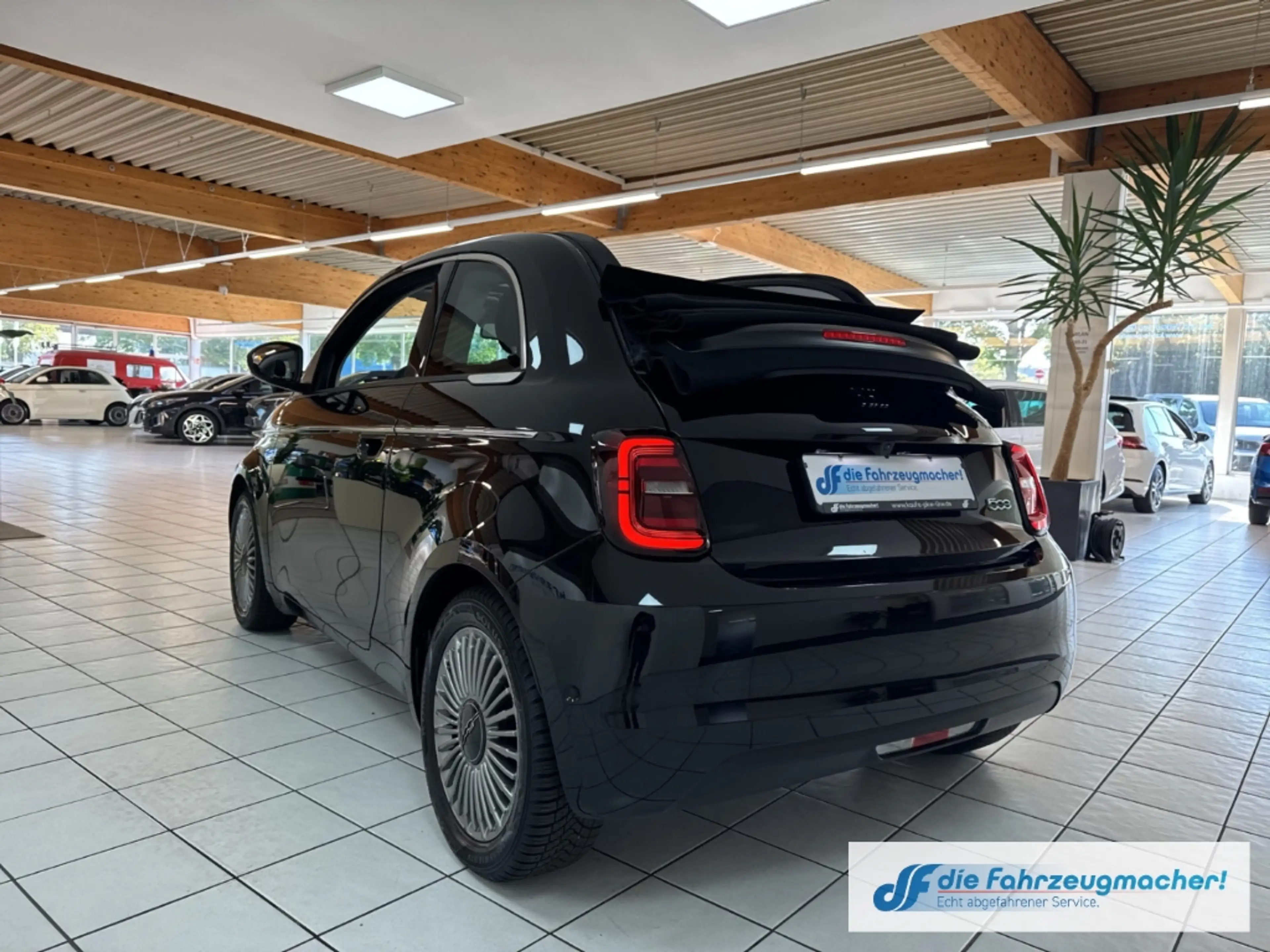Fiat 500 e Navi Memory Sitze Soundsystem JBL Apple CarPlay — photo 3