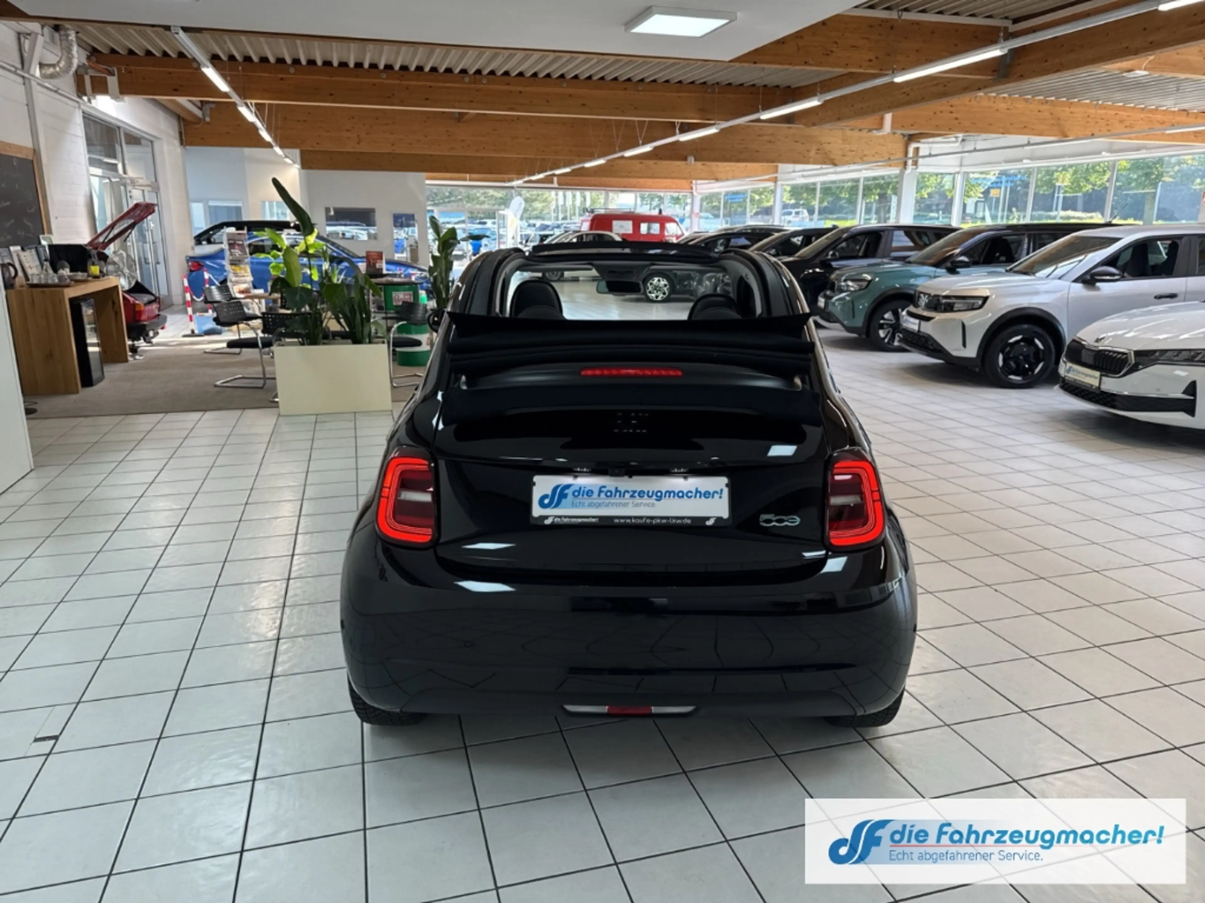 Fiat 500 e Navi Memory Sitze Soundsystem JBL Apple CarPlay — photo 7