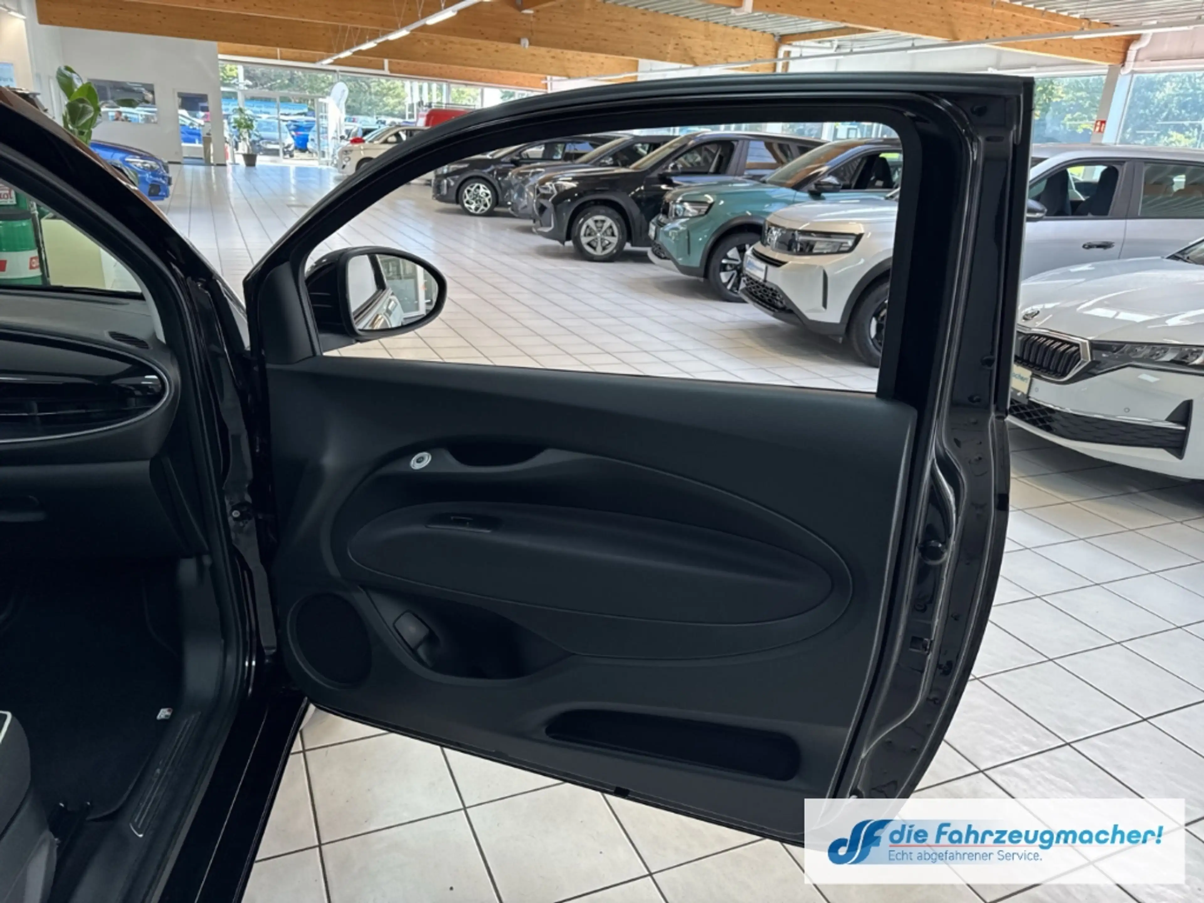 Fiat 500 e Navi Memory Sitze Soundsystem JBL Apple CarPlay — photo 11