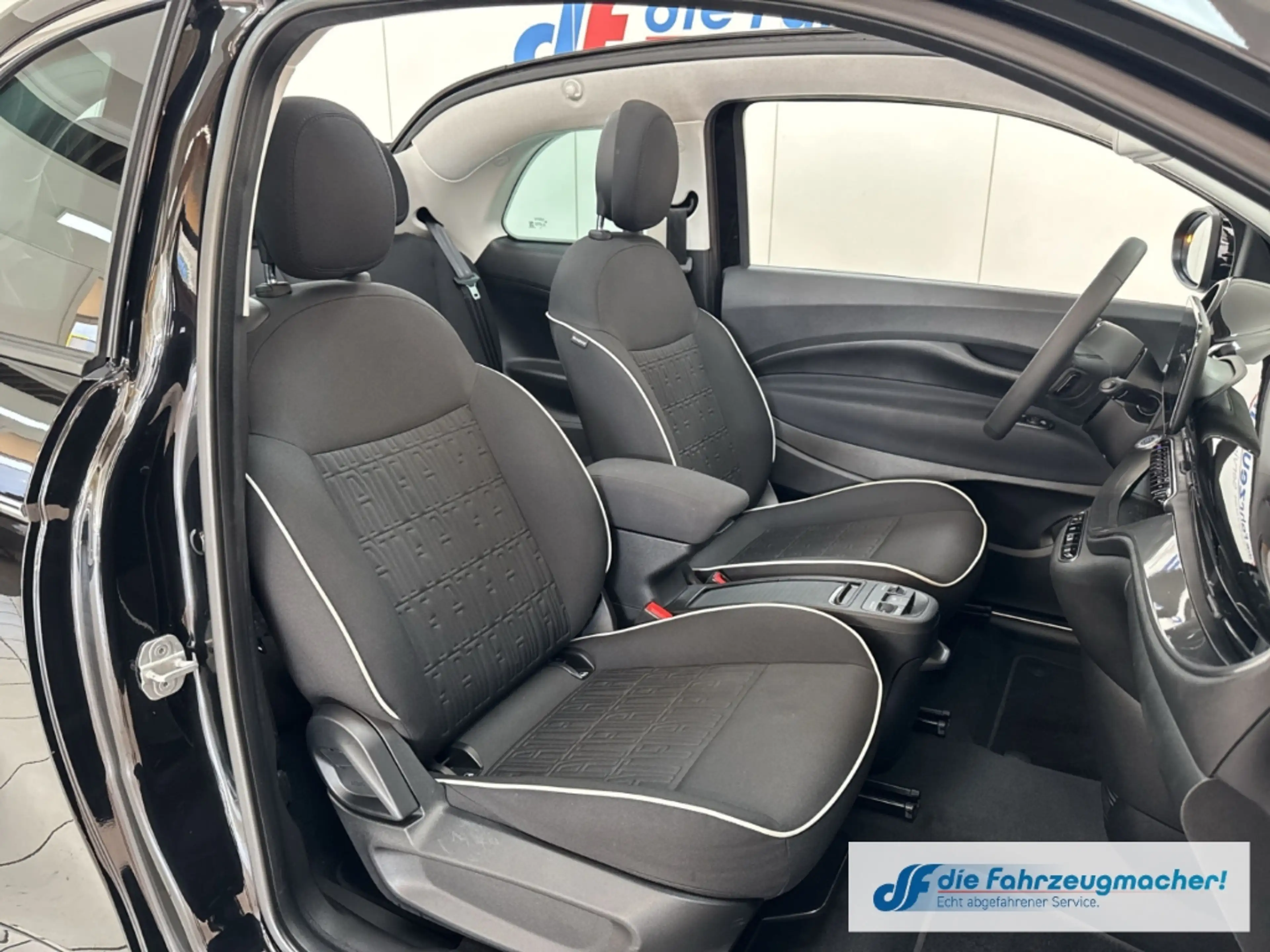 Fiat 500 e Navi Memory Sitze Soundsystem JBL Apple CarPlay — photo 12