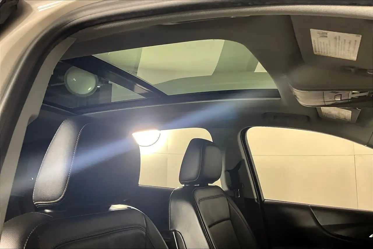 Chevrolet Equinox снимка Chevrolet Equinox