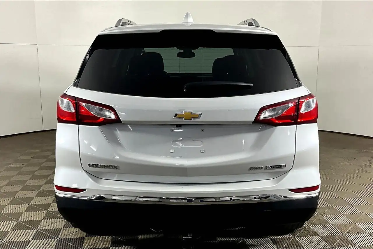 Chevrolet Equinox снимка Chevrolet Equinox