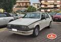 Alfa Romeo 75 2.0i TWIN SPARK Weiß - thumbnail 1