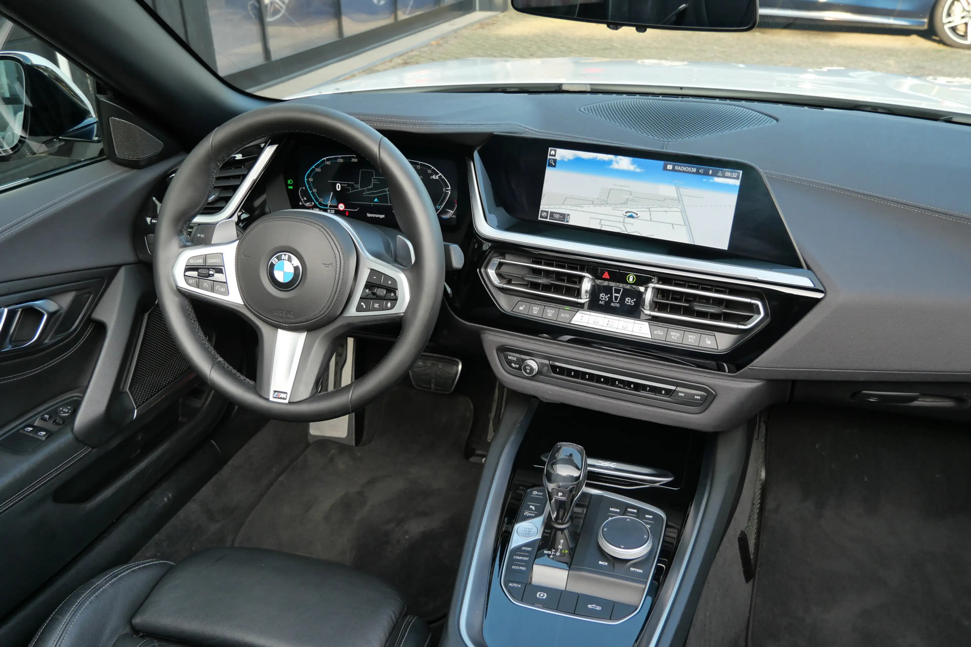 BMW Z4 Roadster sDrive20i High Executive M-Sport | Leder — photo 33