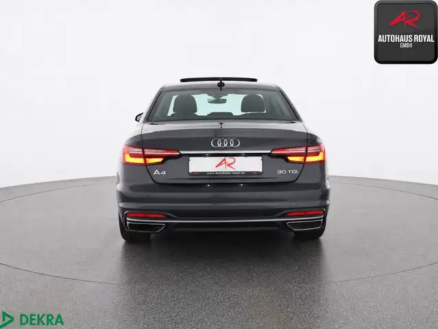 Audi A4 view 3