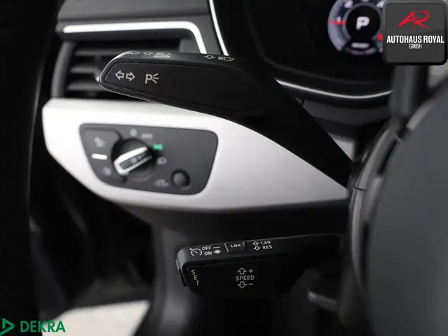 Audi A4 view 14