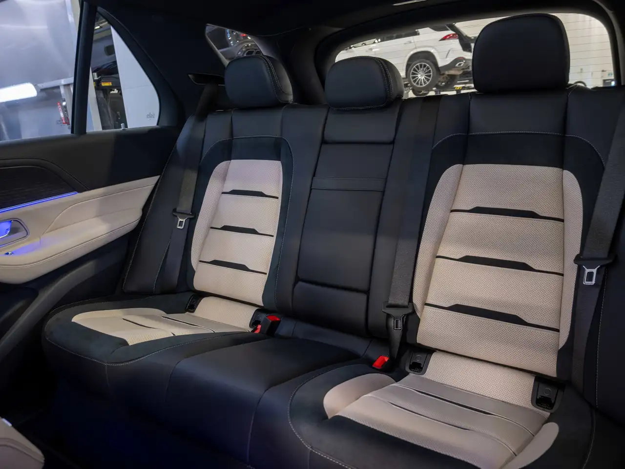 Mercedes-Benz GLE photo Mercedes-Benz GLE
