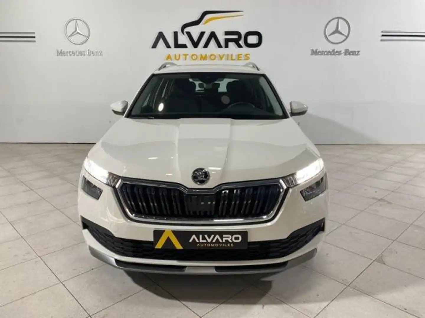 Skoda Kamiq 1.0 TSI Ambition 81kW DSG Blanco - 2