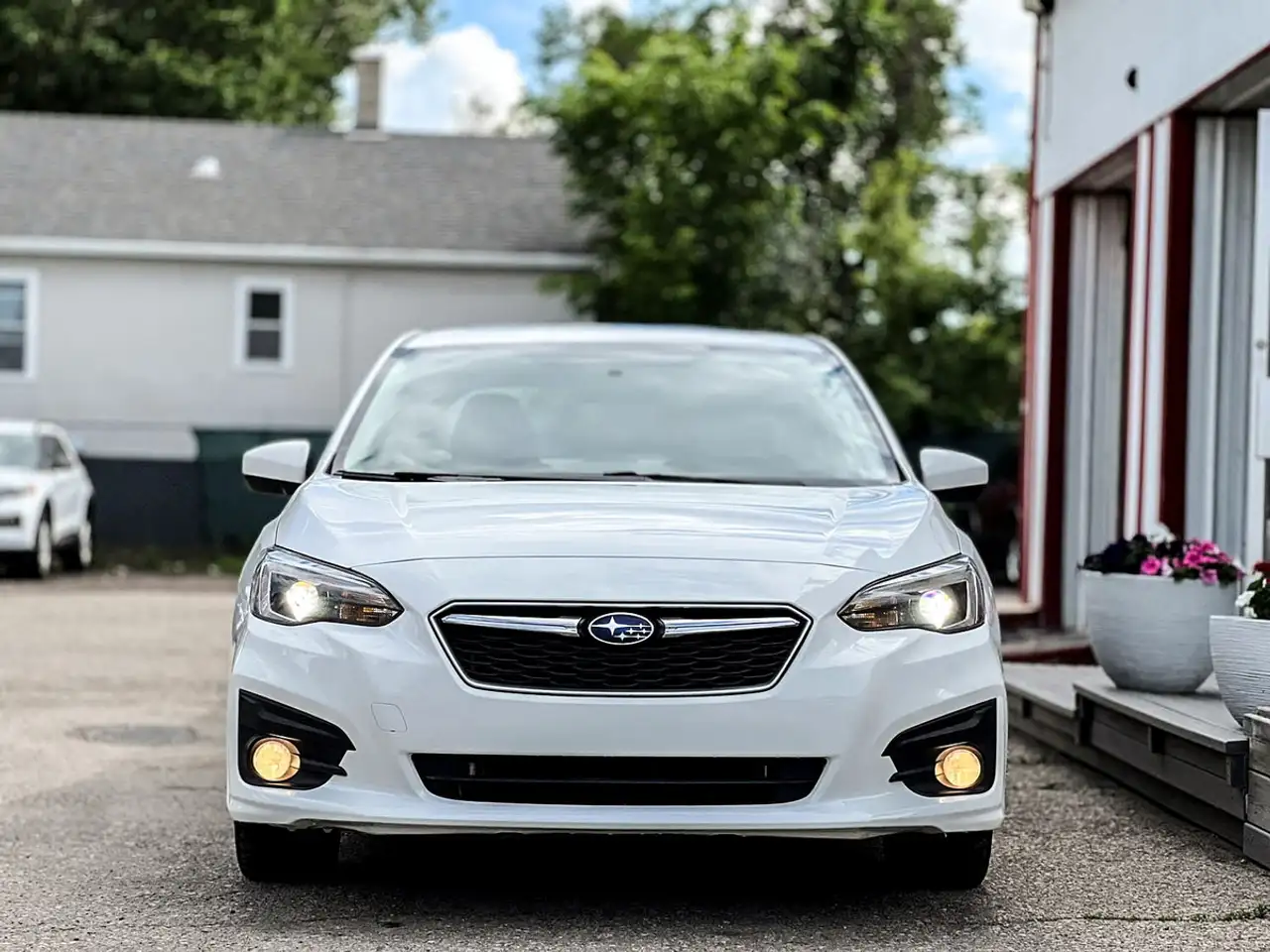 Subaru Impreza снимка Subaru Impreza