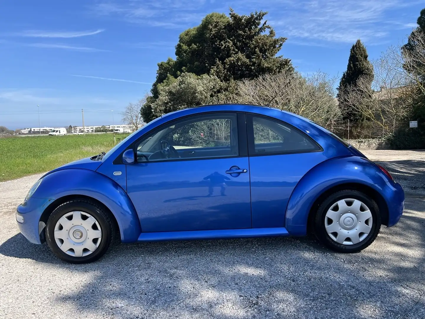 Volkswagen New Beetle 1.6 102cv Albastru - 2