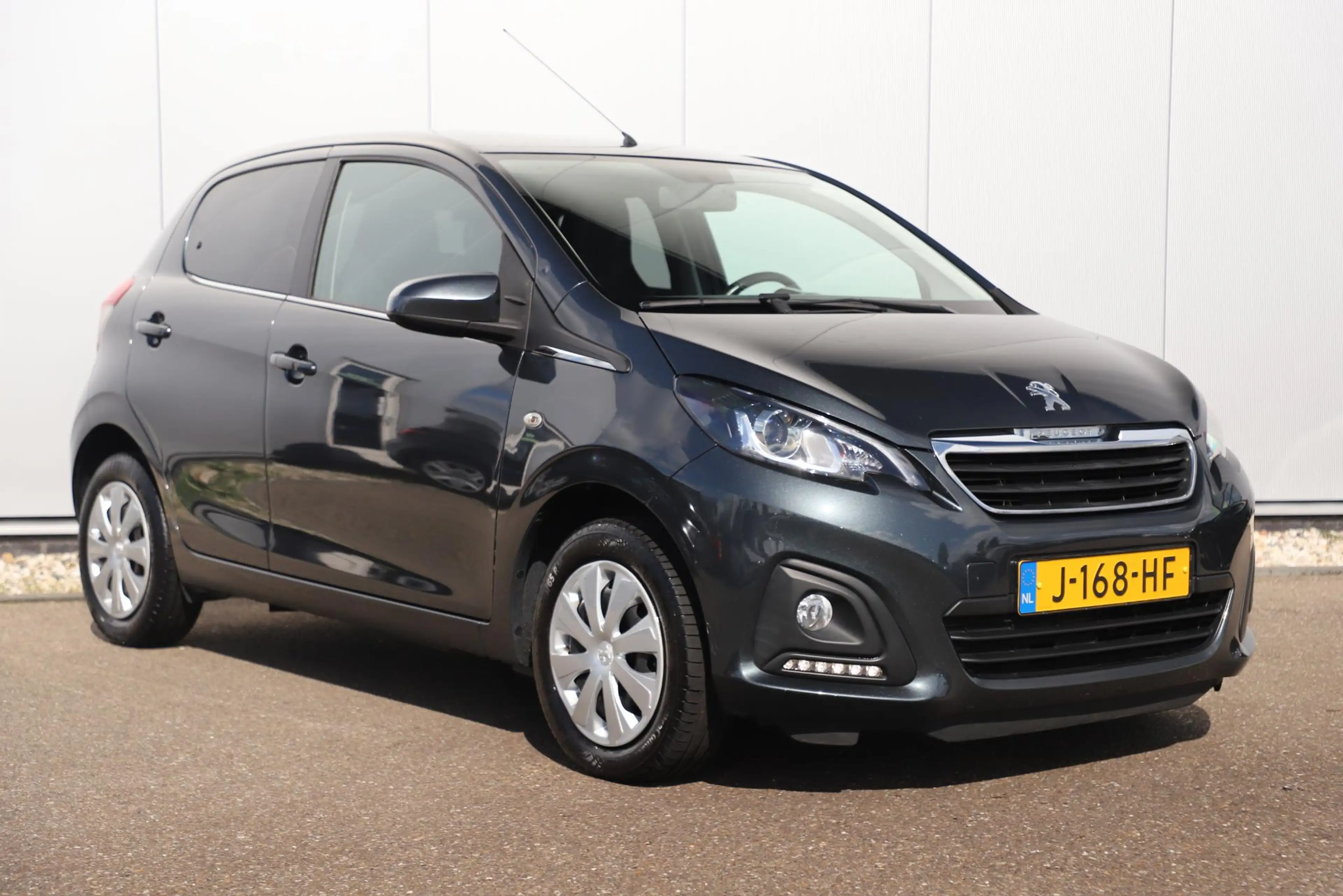 Peugeot 108 1.0 e-VTi Active Airco Radio Bluetooth Donkere Ram — photo 3