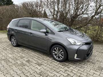 PRIUS PLUS EXECUTIVE  7 S.