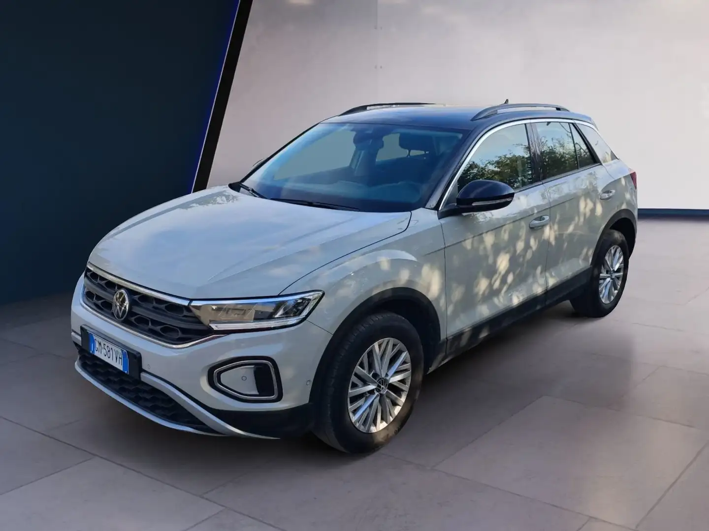 Volkswagen T-Roc 1.0 tsi life 110cv Beige - 1