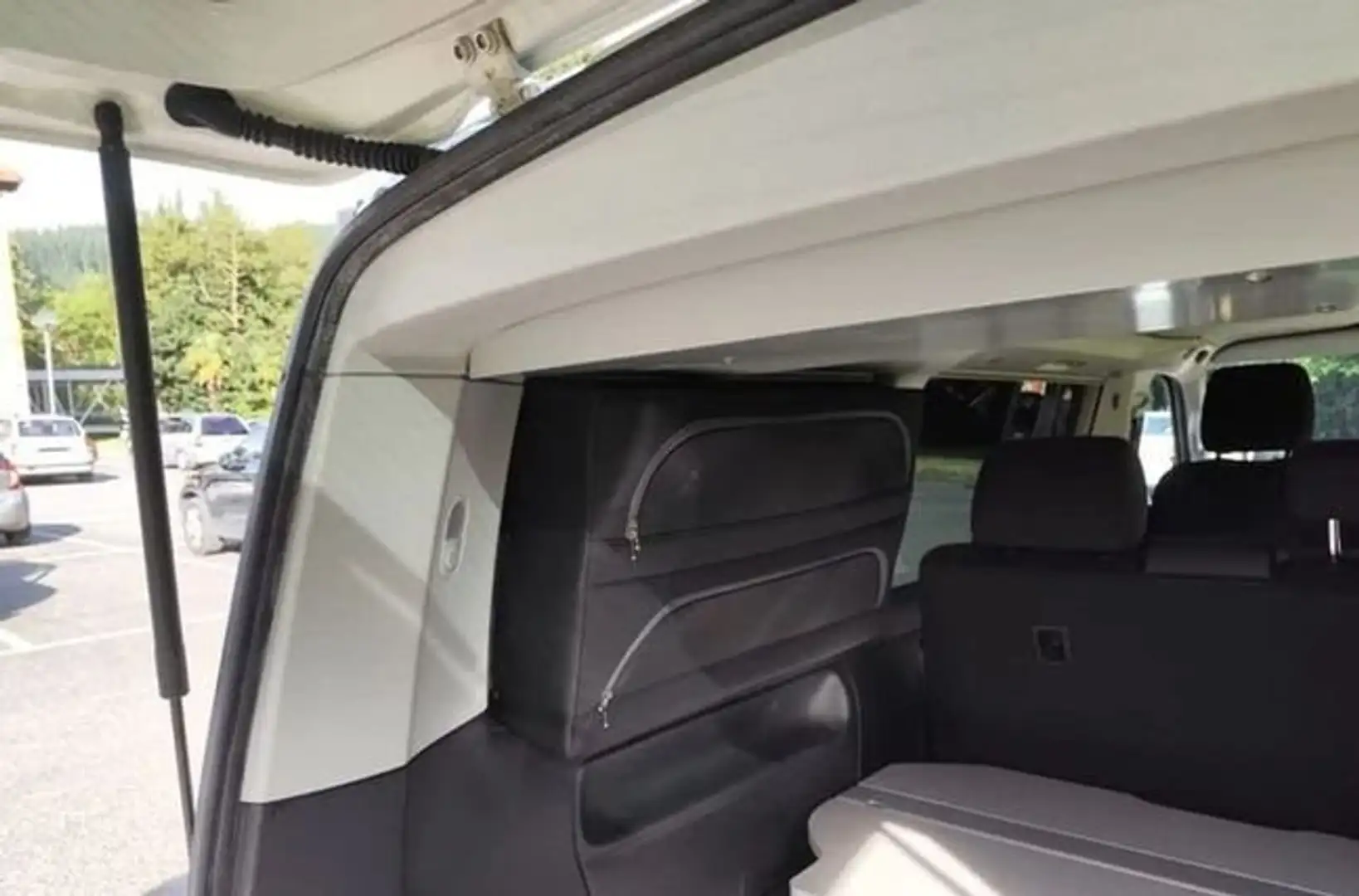 Volkswagen T6 California California 2.0TDI BMT Beach 110kW Beach - 2