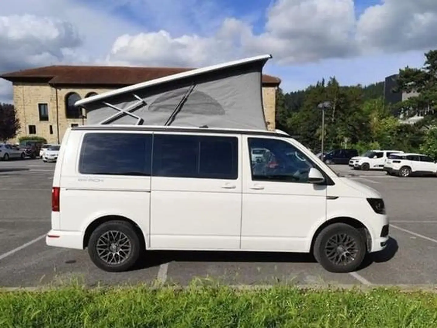 Volkswagen T6 California California 2.0TDI BMT Beach 110kW Beach - 1