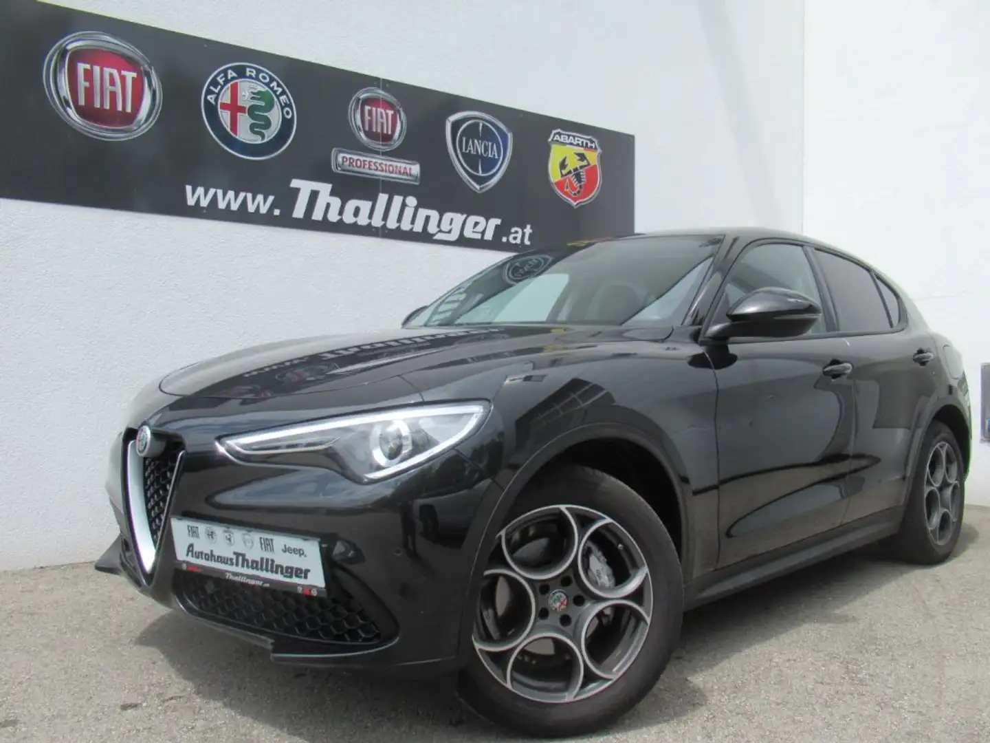 Alfa Romeo Stelvio 190 AWD AUT BUSINESS **VIELE EXTRAS** Schwarz - 2