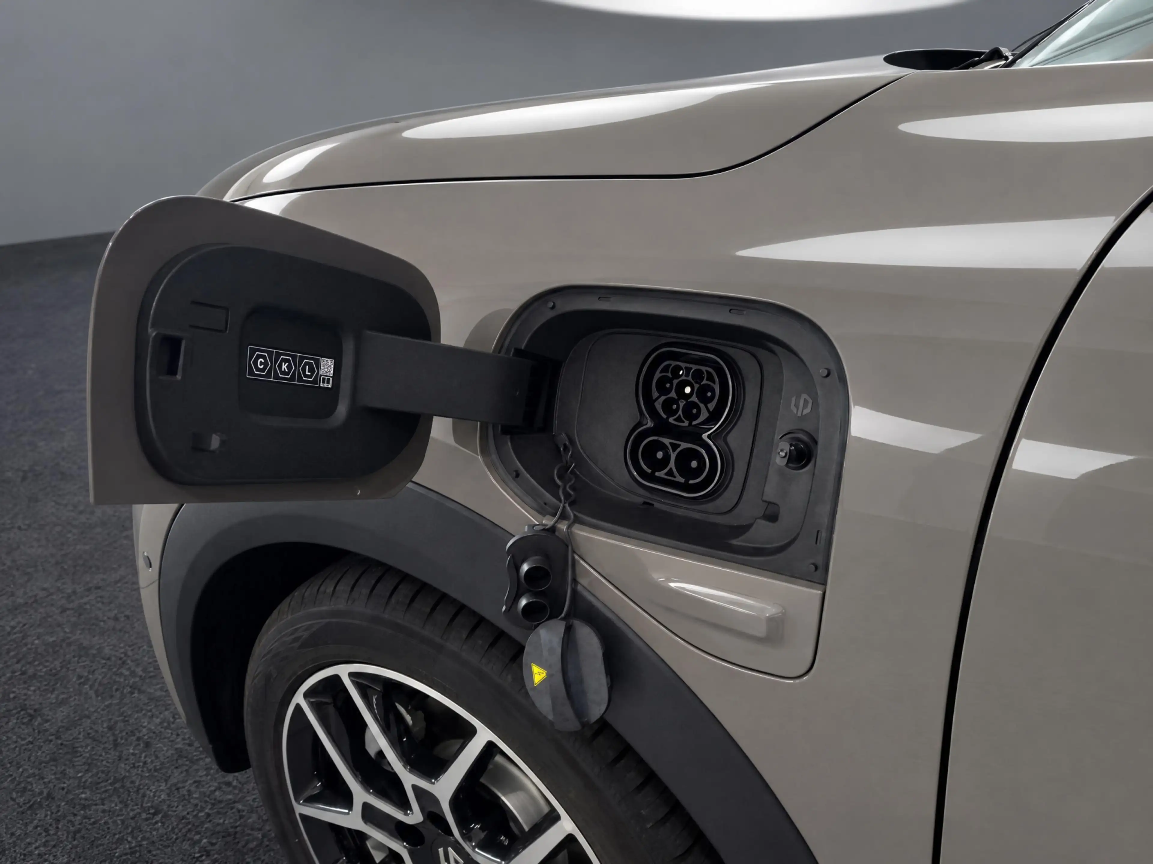 Leapmotor B03X ProMax Design 53 kWh — photo 12