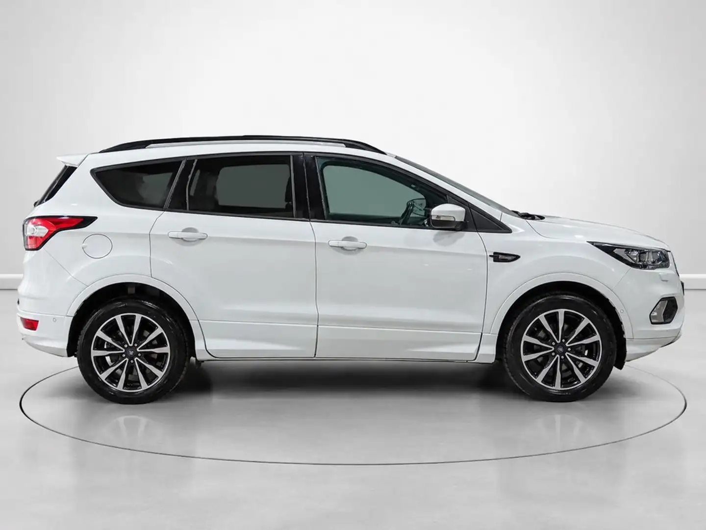 Ford Kuga 1.5 EcoB. Auto S&S ST-Line 4x2 150 Blanco - 2