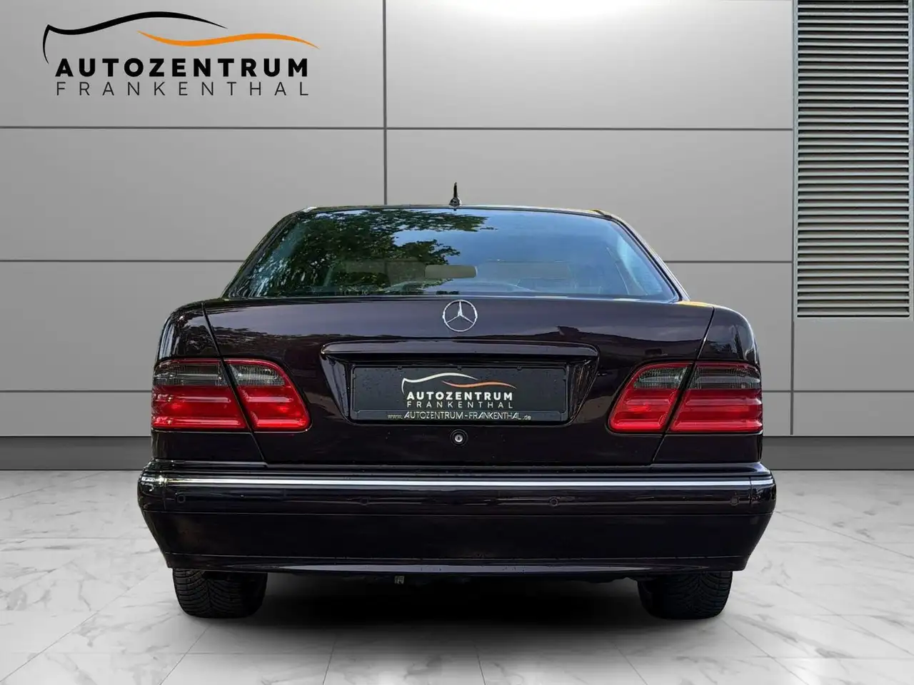 Mercedes-Benz E 430 4Matic 4x4 Schiebedach Elektr.Sitze TOPZUST., foto 4