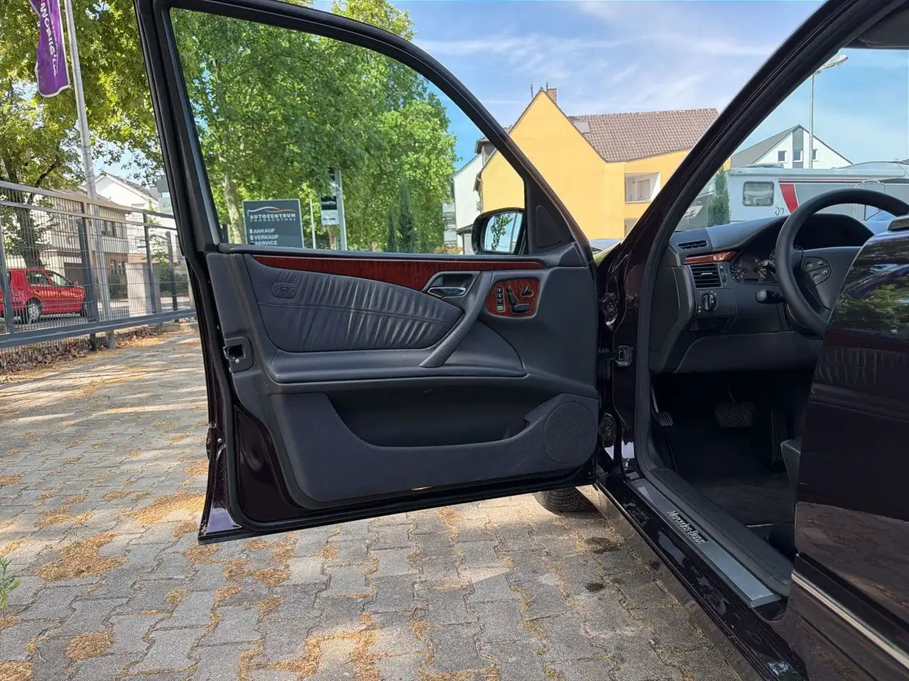Mercedes-Benz E 430 4Matic 4x4 Schiebedach Elektr.Sitze TOPZUST., foto 6