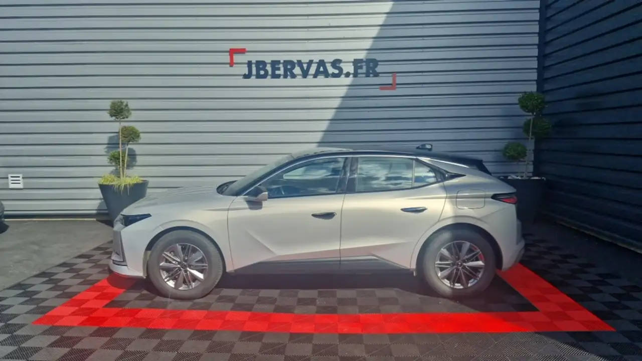 DS Automobiles DS 4 2023