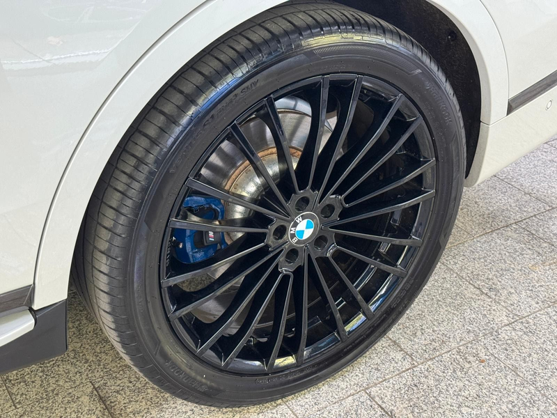 BMW X7 xDrive 40d M Sport *Sky Lounge*HUD*ShadowLine — photo 24