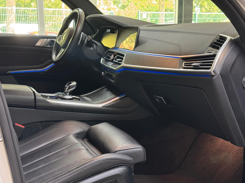 BMW X7 xDrive 40d M Sport *Sky Lounge*HUD*ShadowLine — photo 35