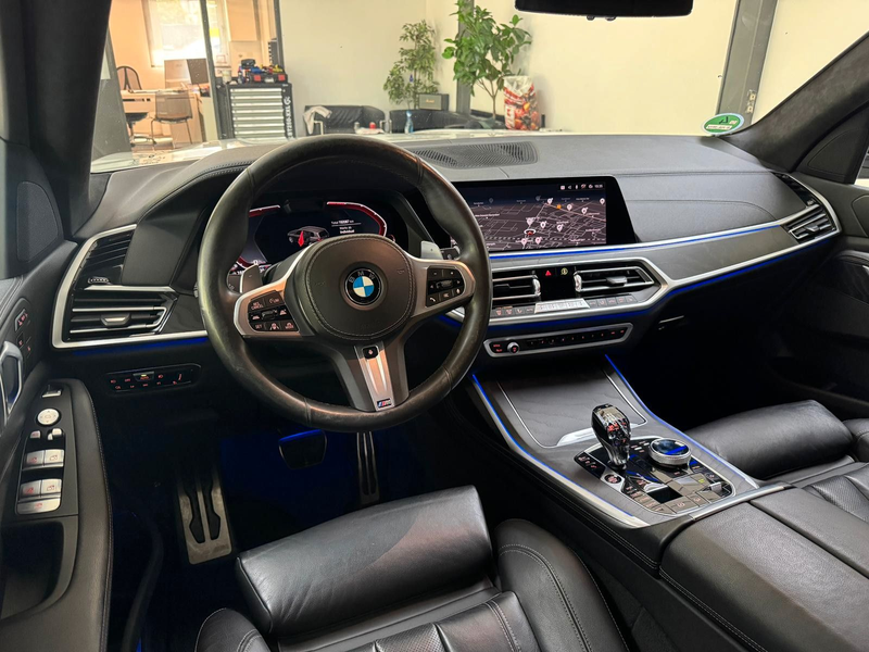 BMW X7 xDrive 40d M Sport *Sky Lounge*HUD*ShadowLine — photo 25