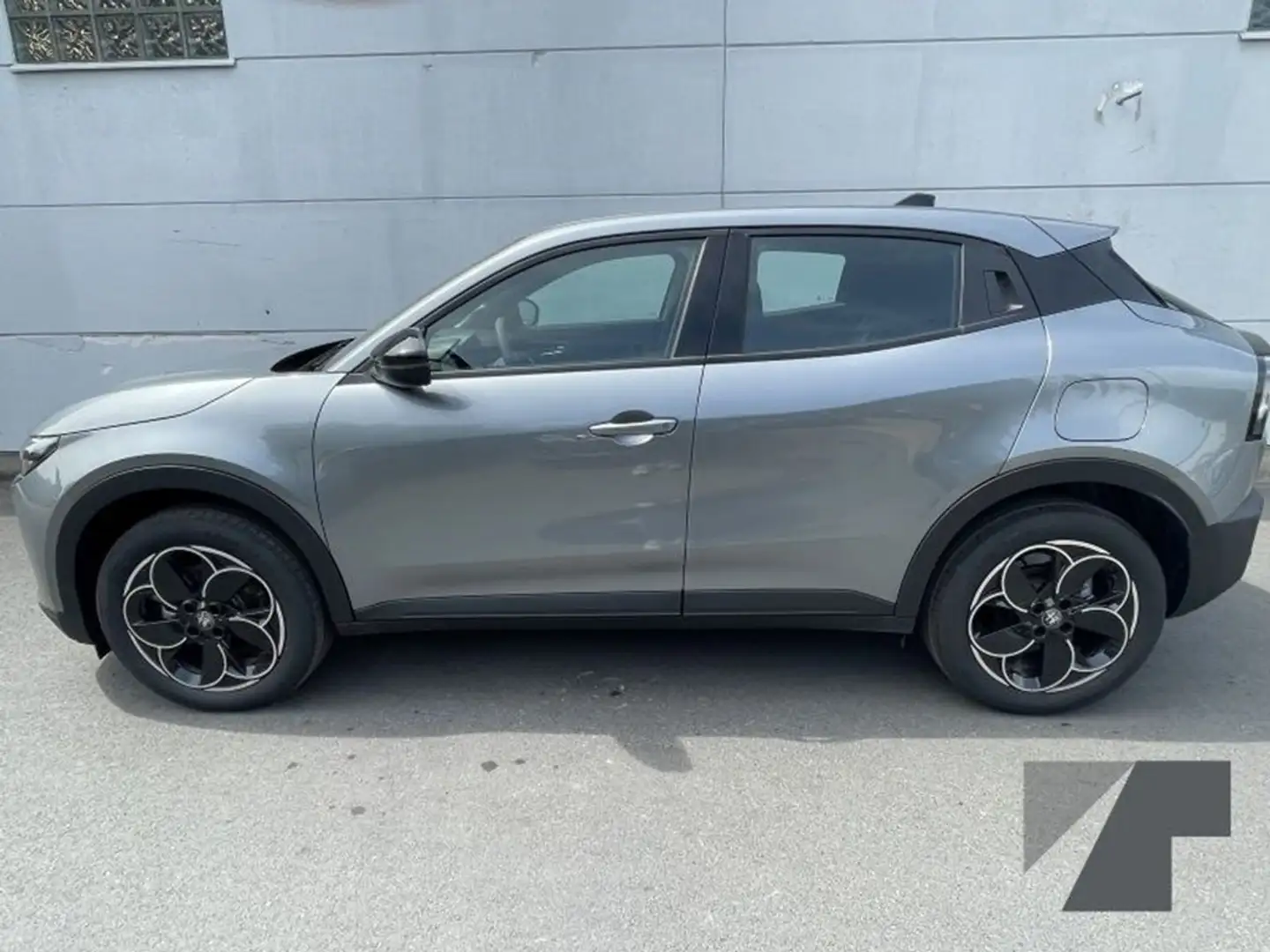 Alfa Romeo Junior Ibrida Hybrid 136 eDCT6 Grijs - 2