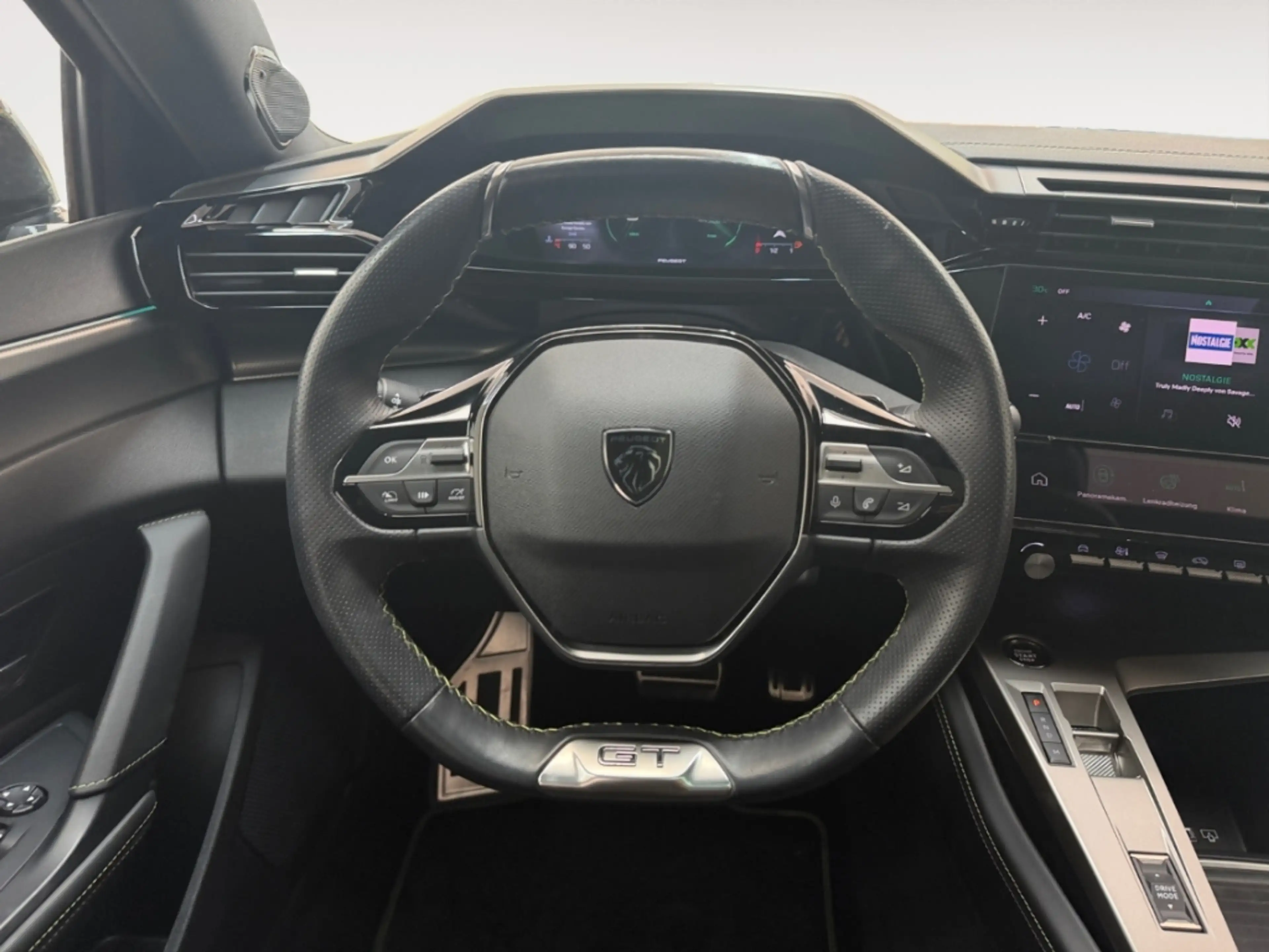 Peugeot 308 SW GT AUTOMATIK ALLWETTER NAV LED PANODACH DIG-DIS — photo 14