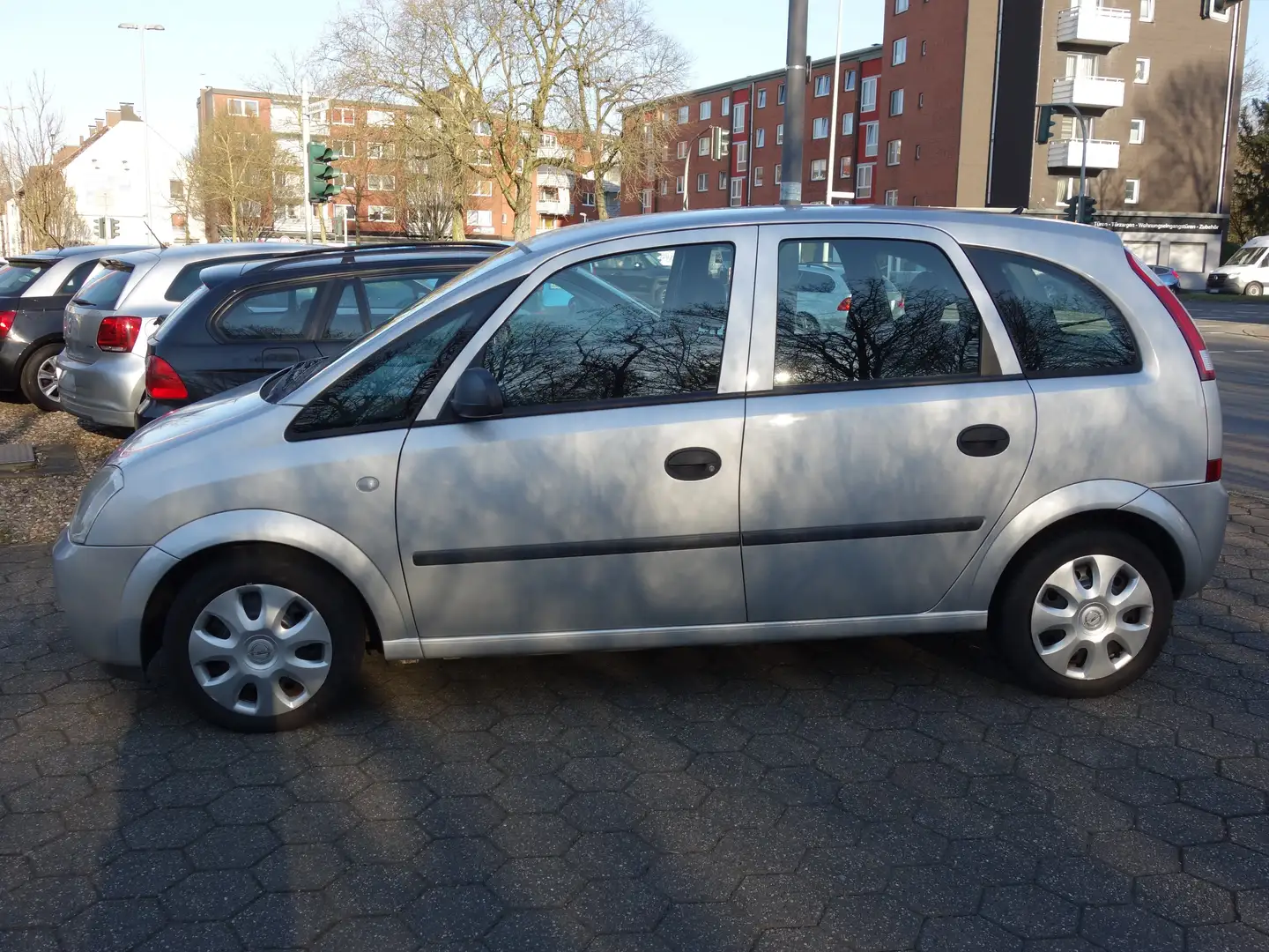 Opel Meriva 1.4 Klima TÜV 3.2027 Ezüst - 1
