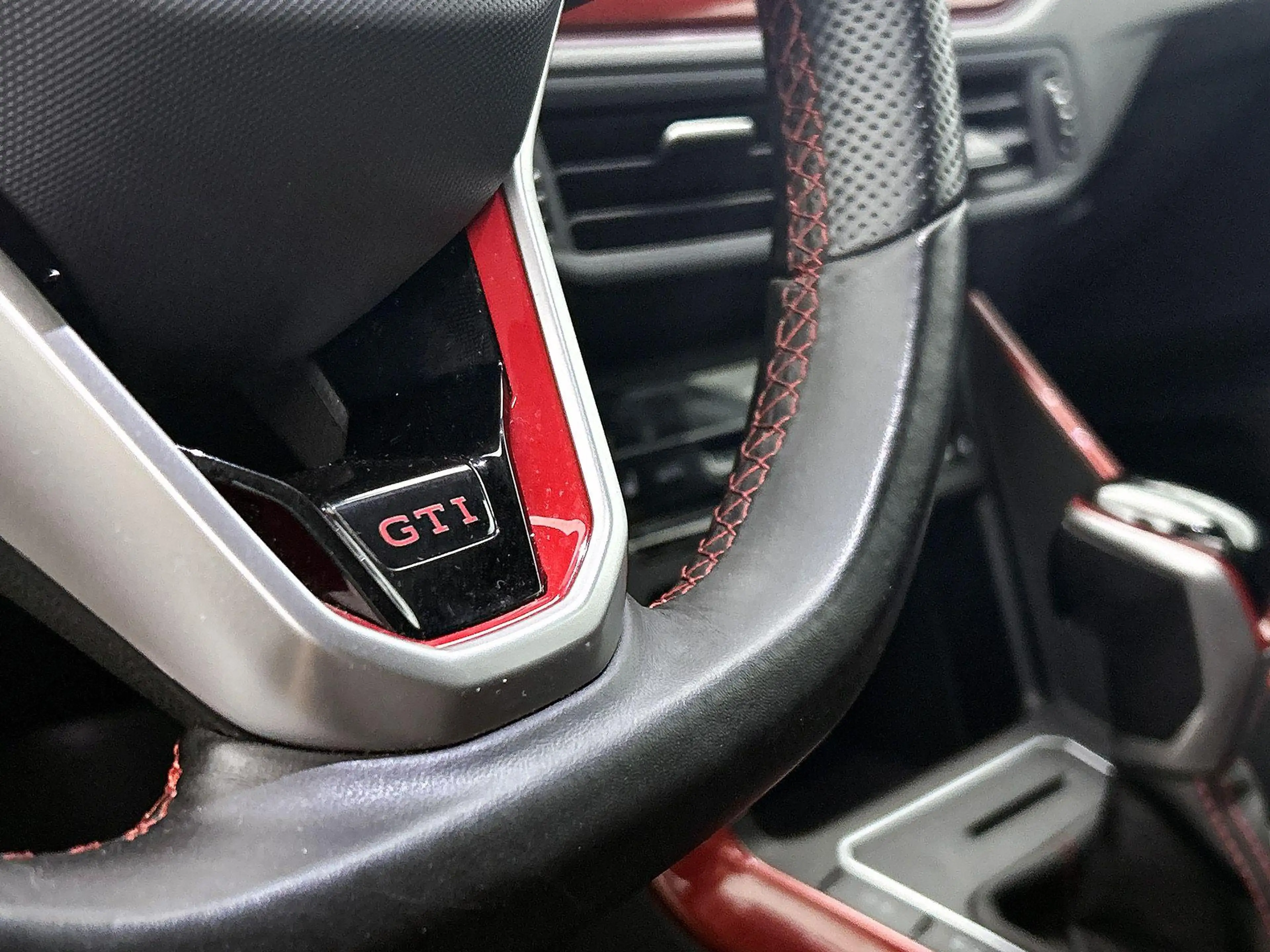 Volkswagen Polo GTI 2.0 TSI | 207 PK | Automaat | Apple Carplay / Andr — photo 9